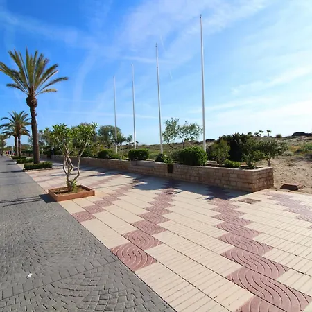 Global Properties, Con Terraza Y Piscina En La Playa De Canet Apartment *