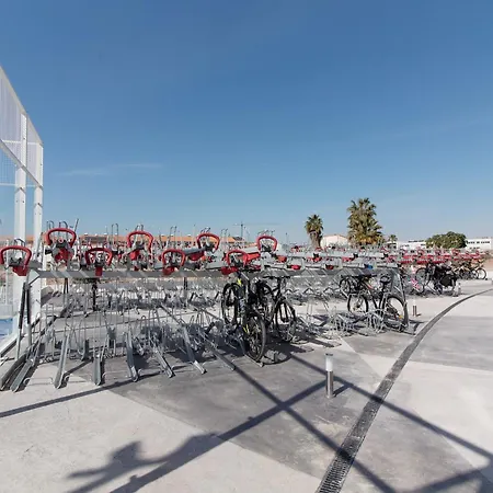 Global Properties, Con Terraza Y Piscina En La Playa De Canet *